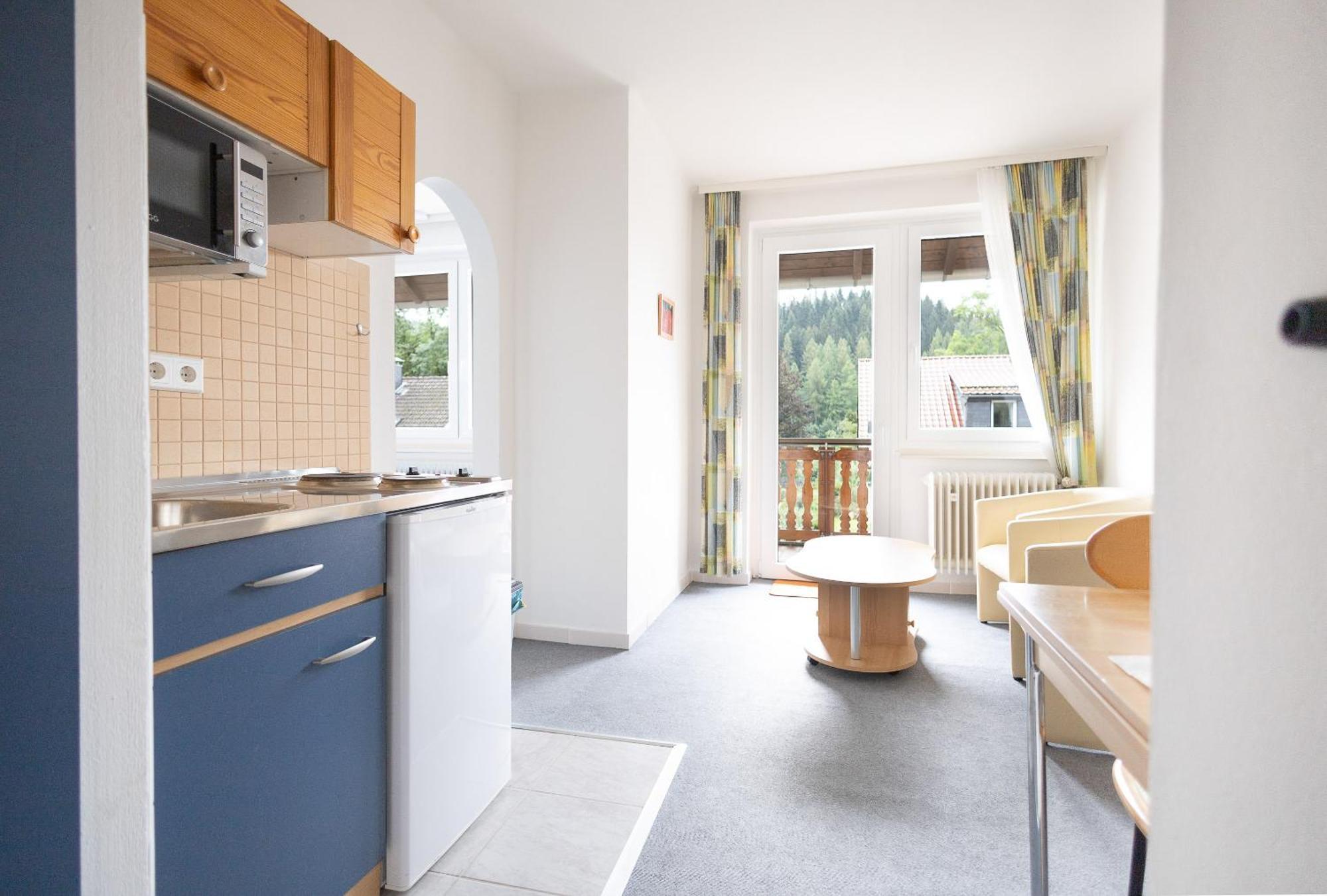 Apartmenthaus Am Waldrand- Kueche - Fruehstueck - Balkon Wildemann Exterior foto