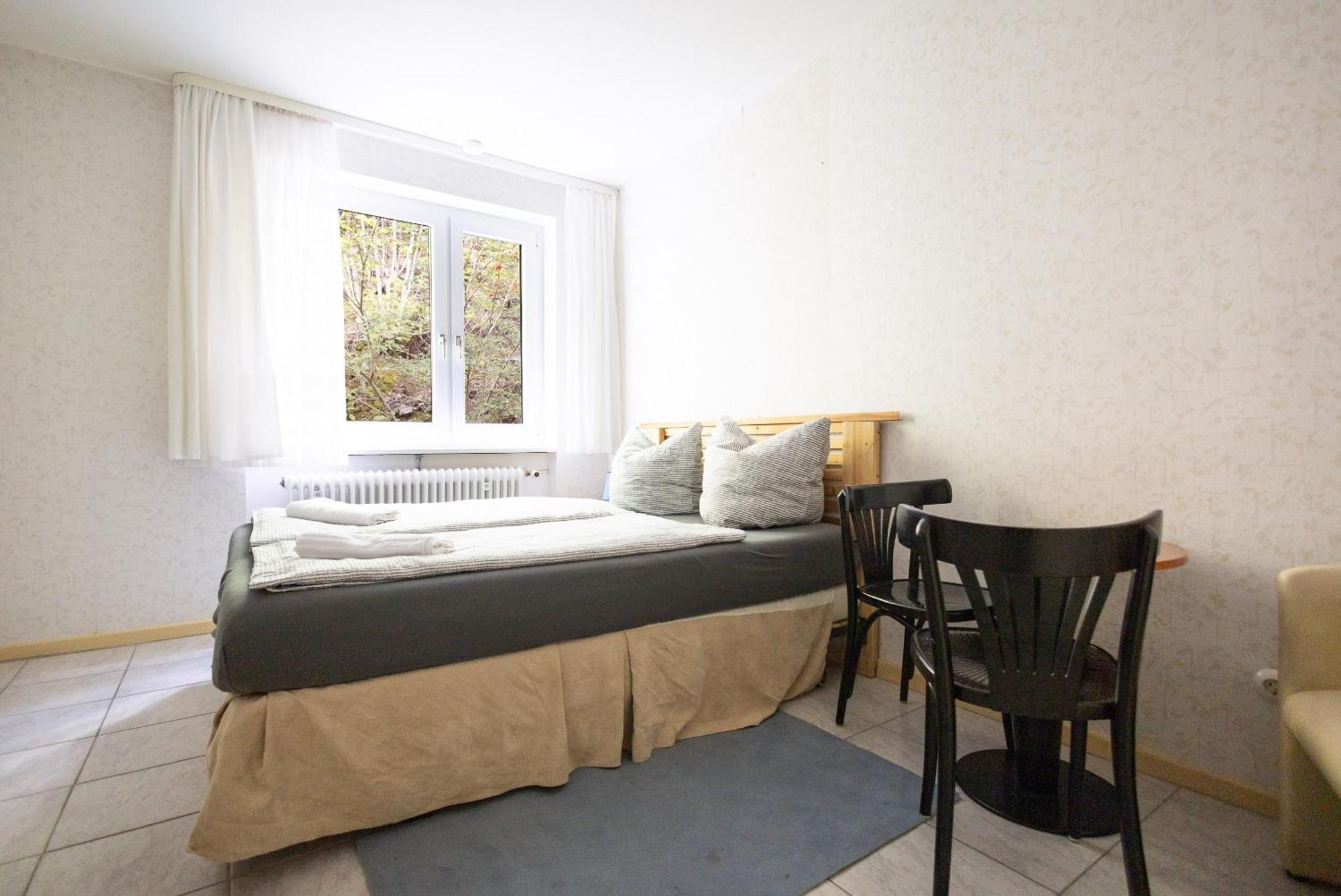 Apartmenthaus Am Waldrand- Kueche - Fruehstueck - Balkon Wildemann Exterior foto