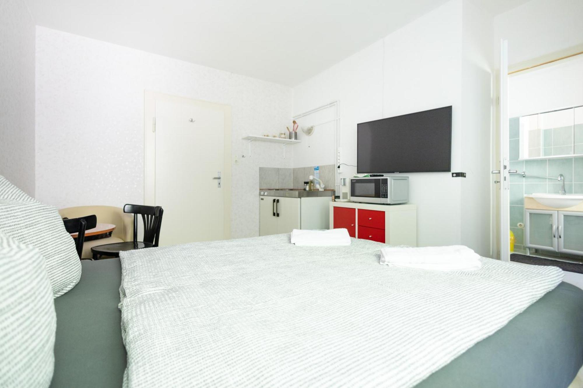Apartmenthaus Am Waldrand- Kueche - Fruehstueck - Balkon Wildemann Exterior foto